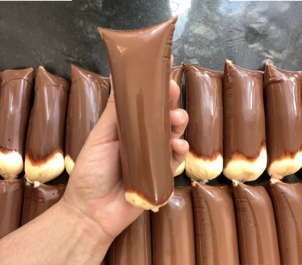 Geladinho de Maracujá com Casquinha de Chocolate