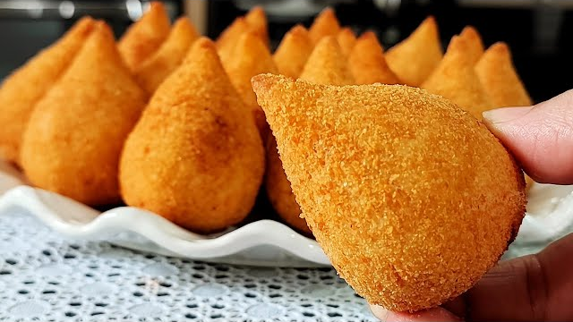 Coxinha de Frango Caseira