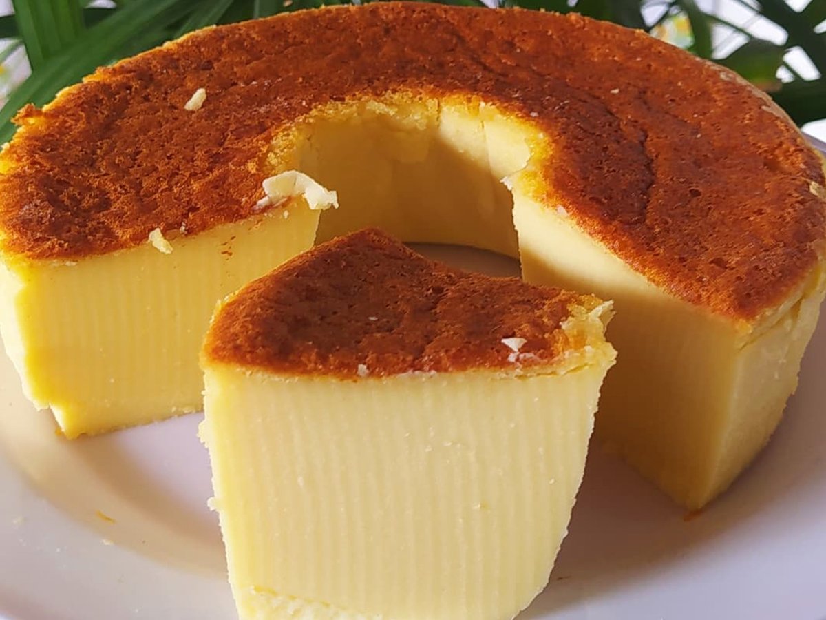 BOLO MOLE DE LEITE