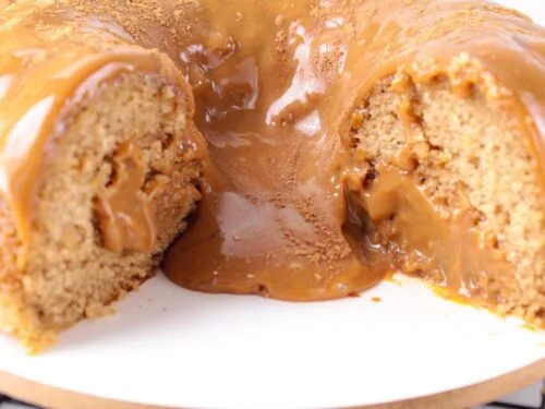 Bolo de Churros: Uma Deliciosa Homenagem ao Doce Tradicional