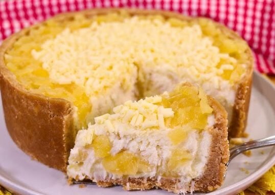 Torta de Doce de Coco & Abacaxi