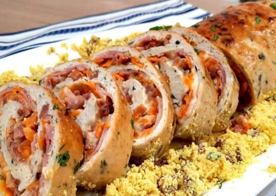 Rocambole de Frango Recheado